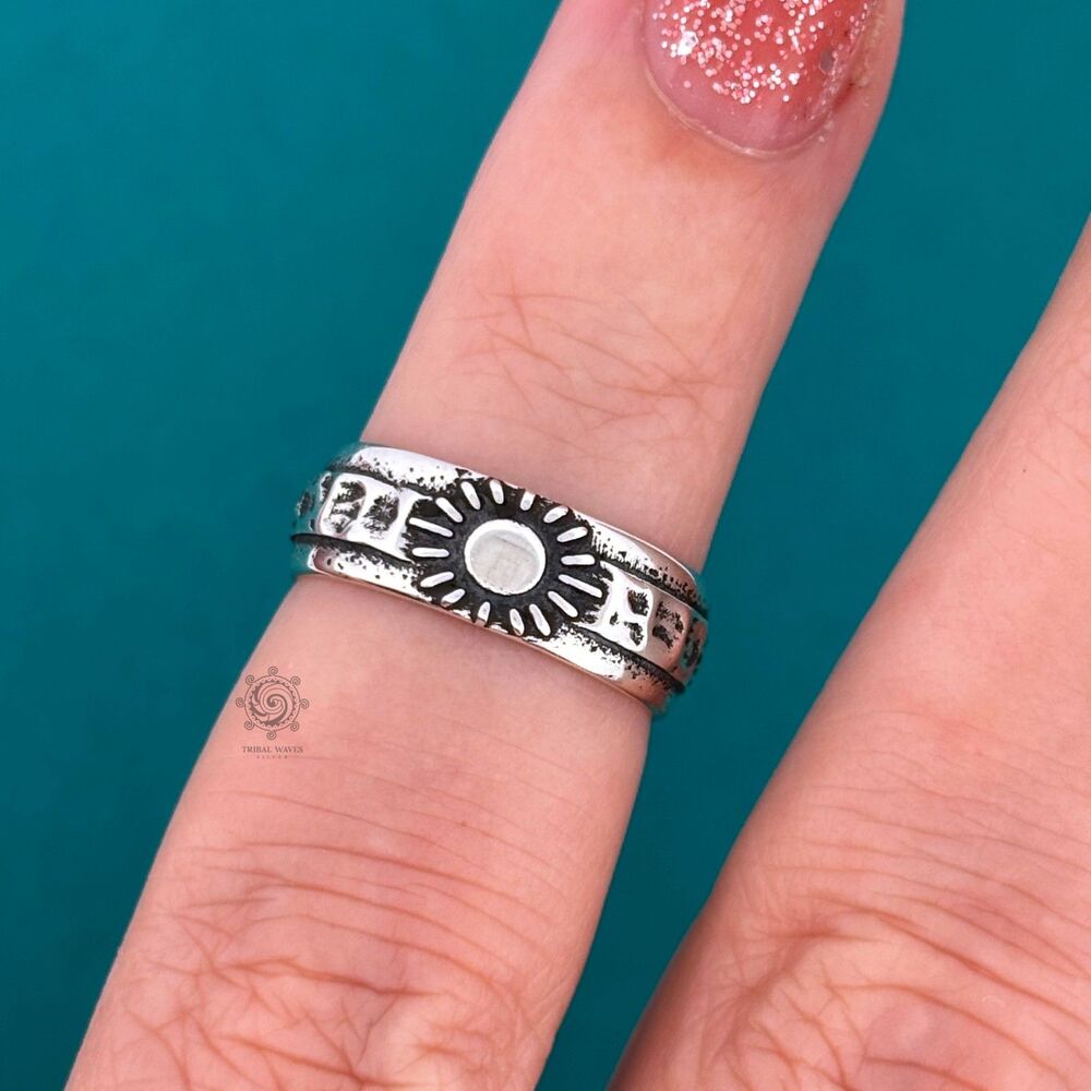 925 Sterling Silver Hammered Ring with Sun 4.5